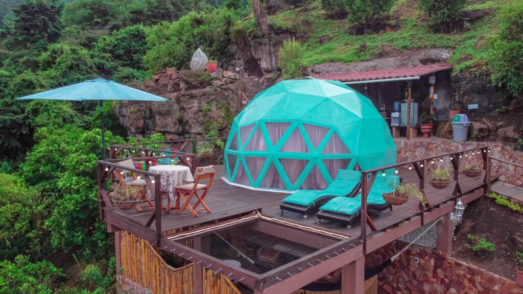 The Luxury Glamping Star