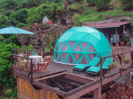 The Luxury Glamping Star